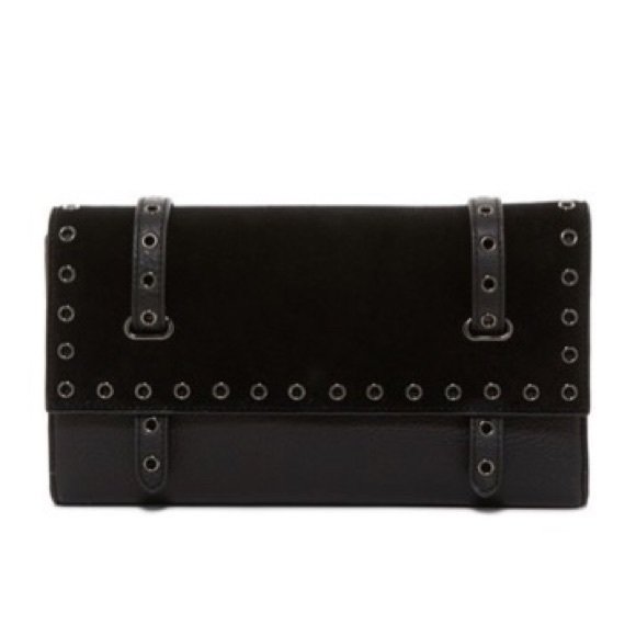 Vince Camuto clutch - Picture 1 of 6